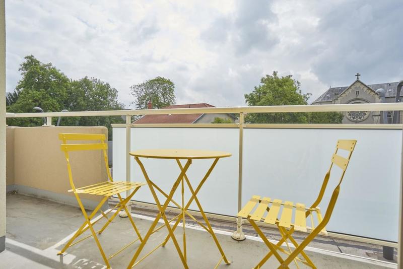 Appartement - 83 m² - 5 pièces