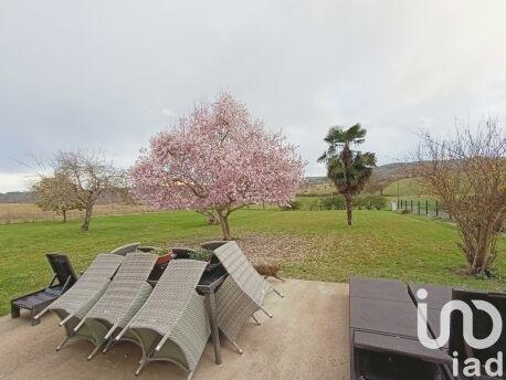 Maison - 142 m² - 8 pièces