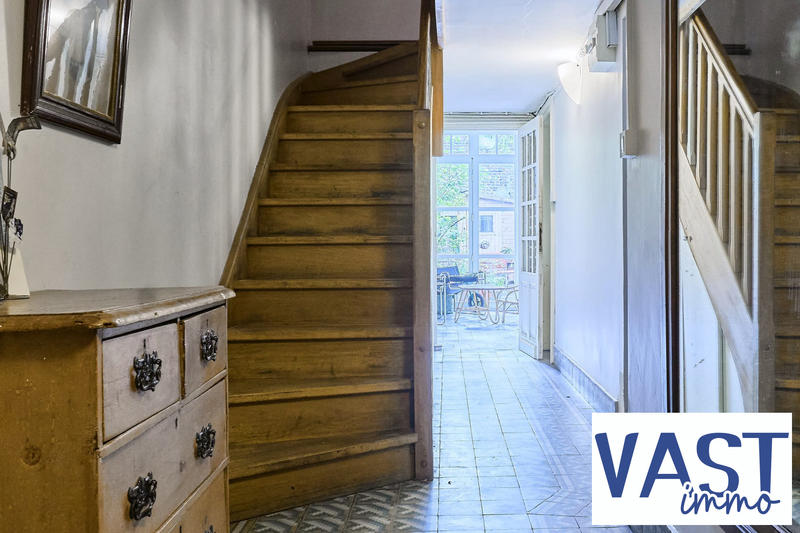 Maison ancienne - 193 m² - 8 pièces