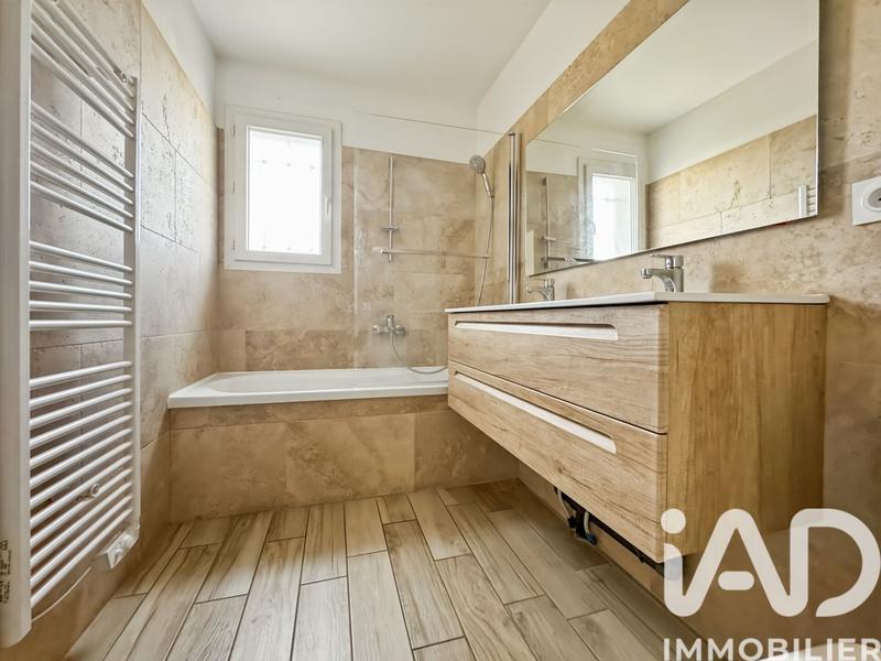 Maison - 87 m² - 4 pièces