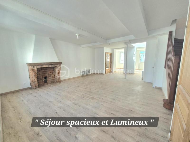 Maison - 140 m² - 5 pièces