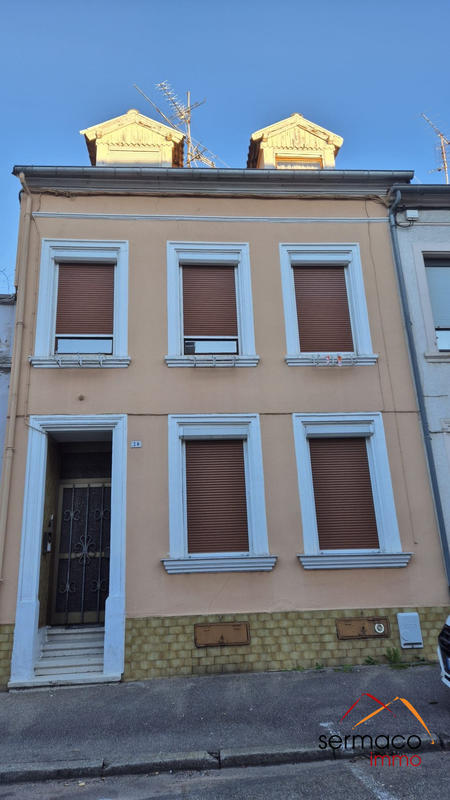 Maison - 194 m² - 9 pièces