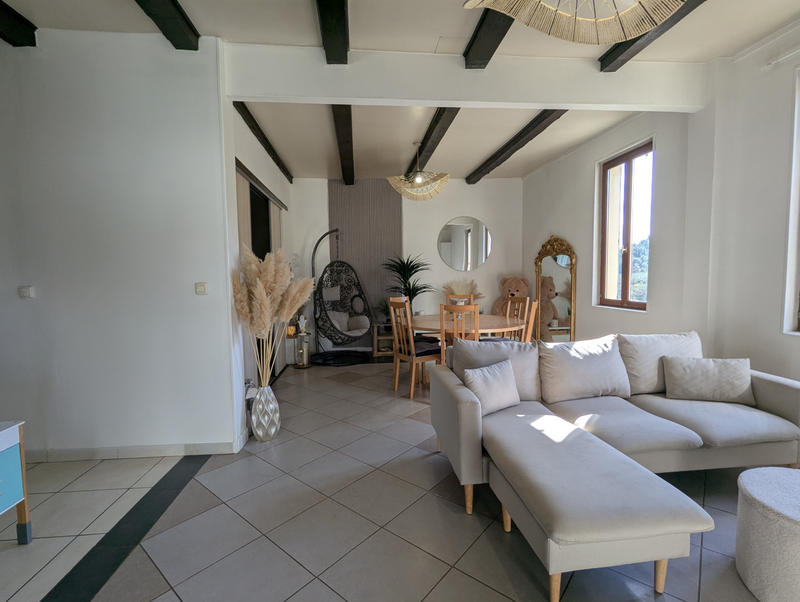 Maison - 120 m² - 4 pièces