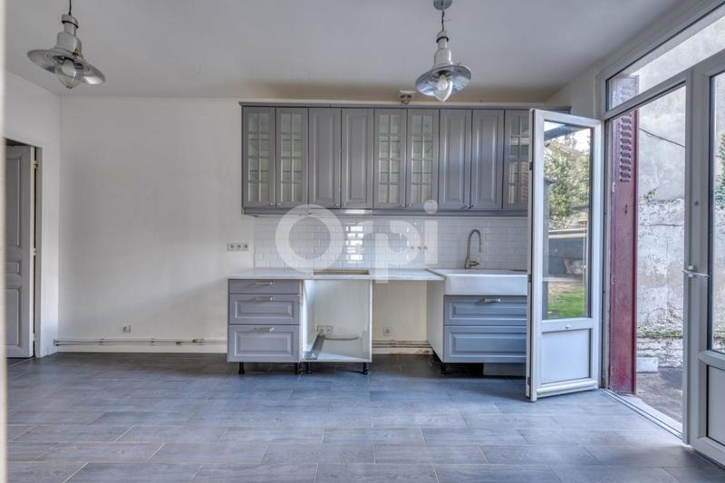 Pavillon - 76 m² - 4 pièces