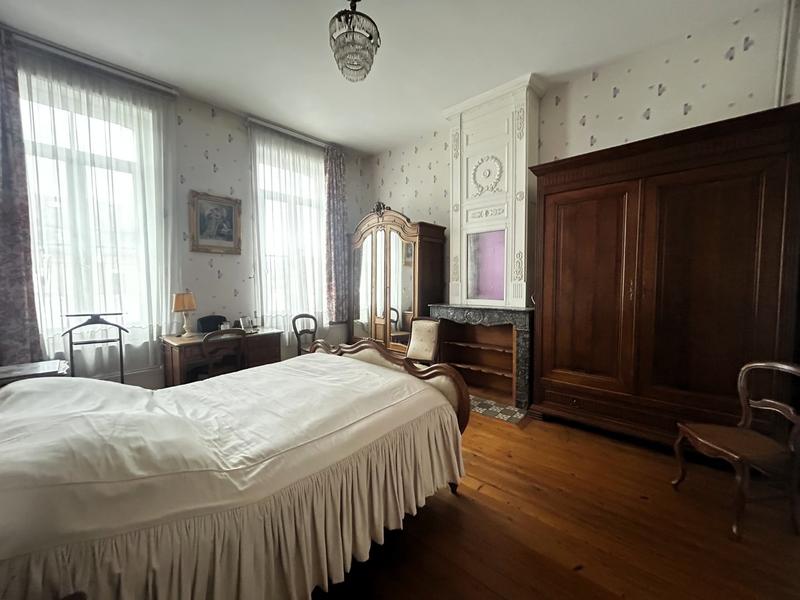 Maison bourgeoise - 230 m² - 10 pièces