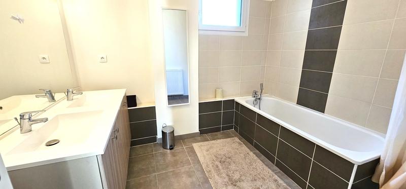 Villa - 85 m² - 4 pièces