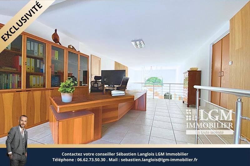 Villa - 337 m² - 7 pièces