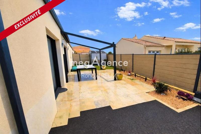 Maison - 90 m² - 5 pièces