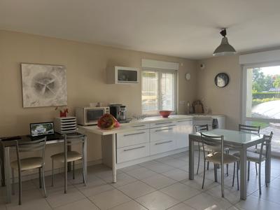 Maison - 298 m² - 12 pièces