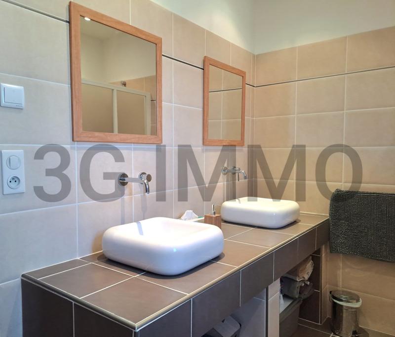 Maison traditionnelle - 143 m² - 7 pièces