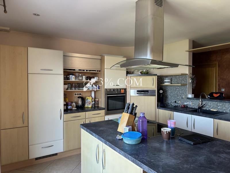 Maison - 164 m² - 7 pièces