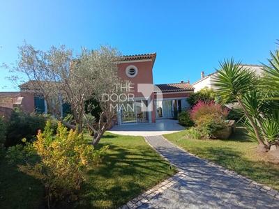 Maison - 182 m² - 7 pièces