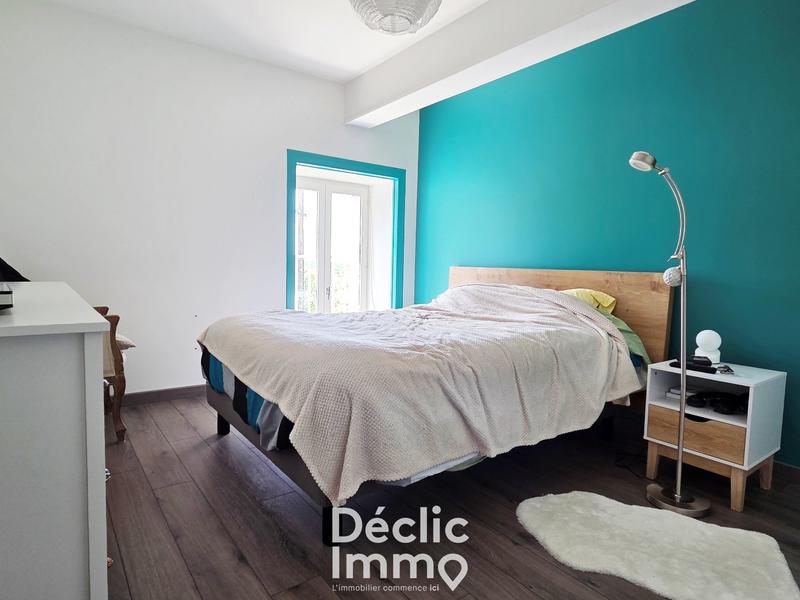 Maison - 265 m² - 12 pièces