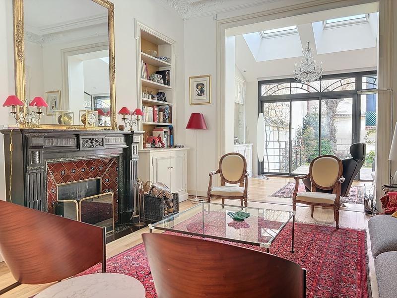 Maison bourgeoise - 334 m² - 13 pièces