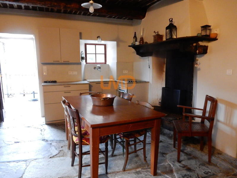 Maison - 87 m² - 6 pièces