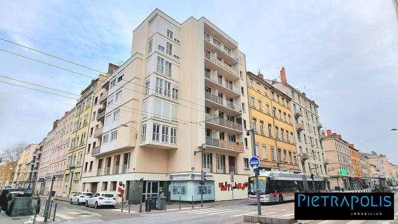 Appartement - 94 m² - 4 pièces