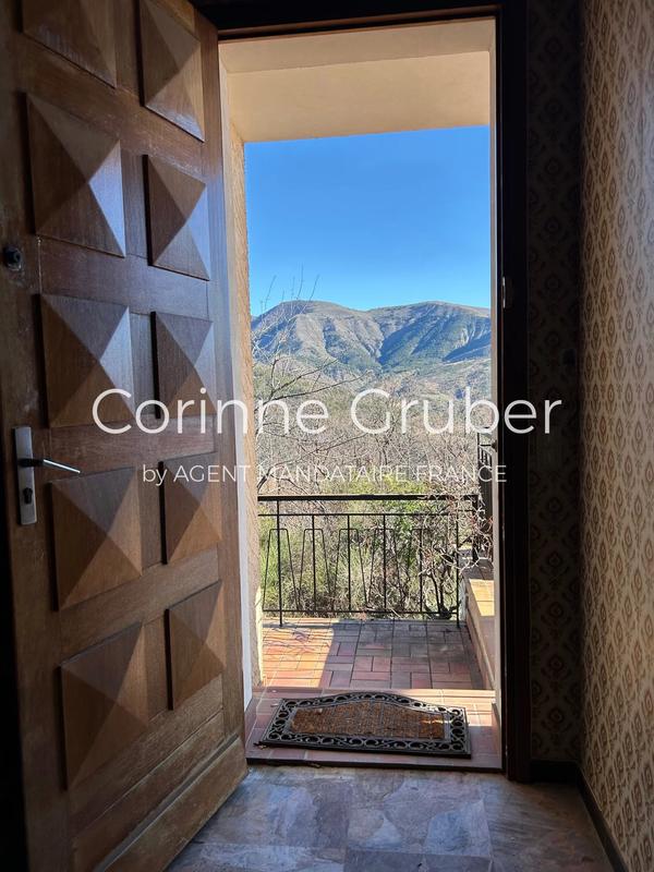 Maison - 94 m² - 5 pièces