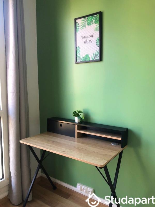 Chambre - 9 m² - 1 pièce