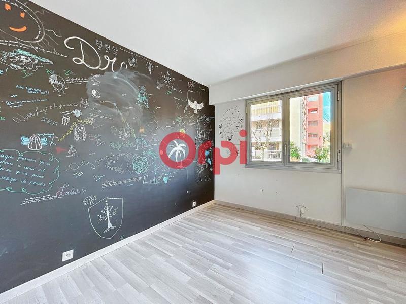 Appartement - 87 m² - 4 pièces