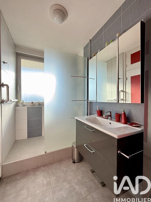 Appartement - 97 m² - 4 pièces