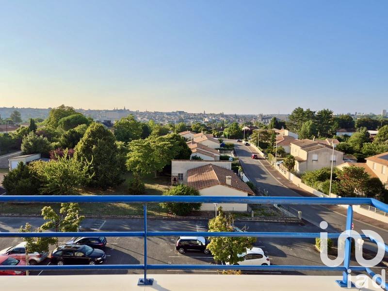 Appartement - 95 m² - 5 pièces