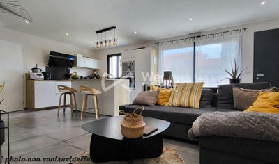 Maison - 90 m² - 4 pièces