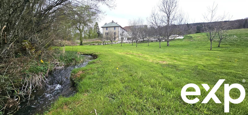 Maison - 240 m² - 6 pièces