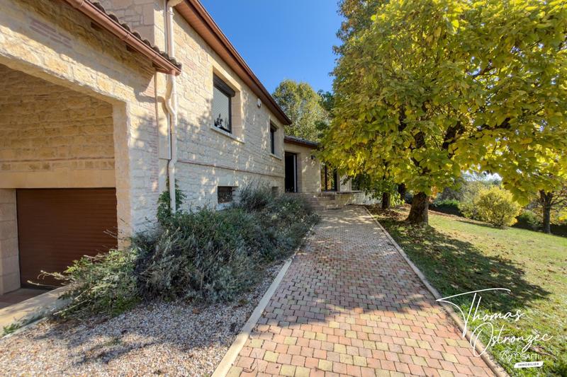 Maison - 127 m² - 6 pièces