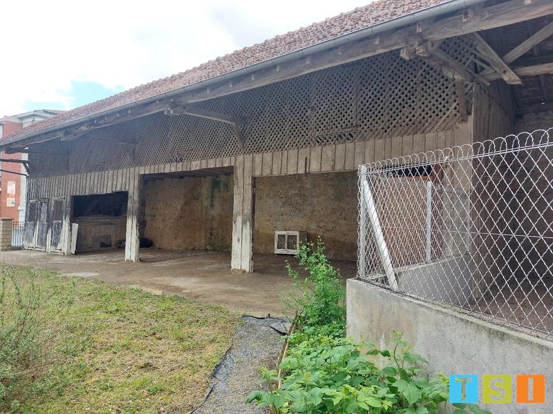 Maison - 217 m² - 7 pièces