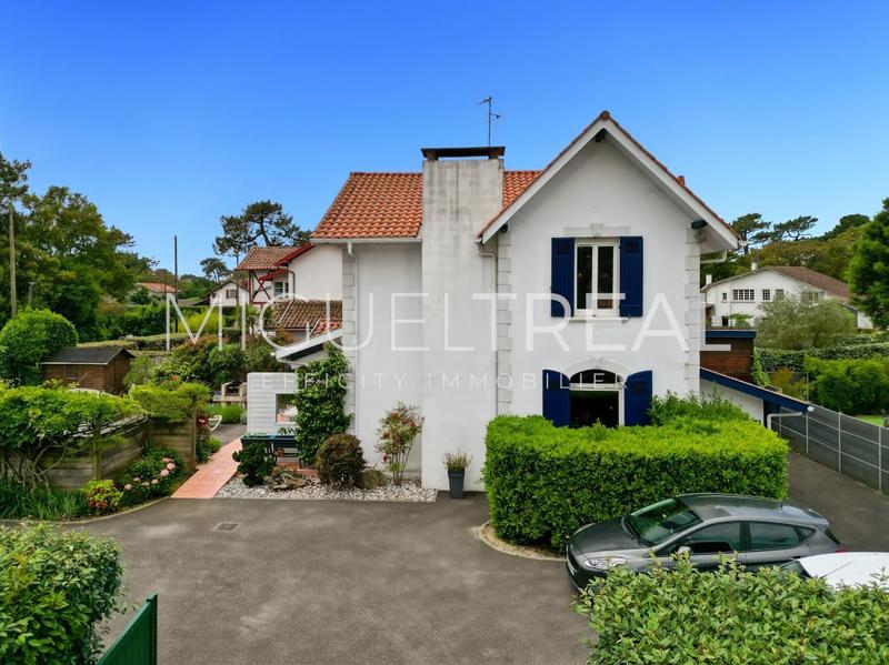 Maison - 135 m² - 6 pièces