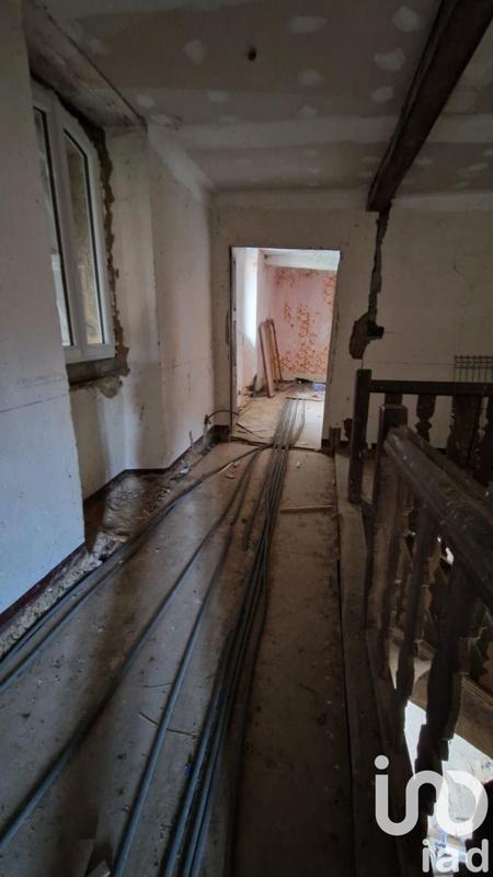 Maison - 200 m² - 5 pièces