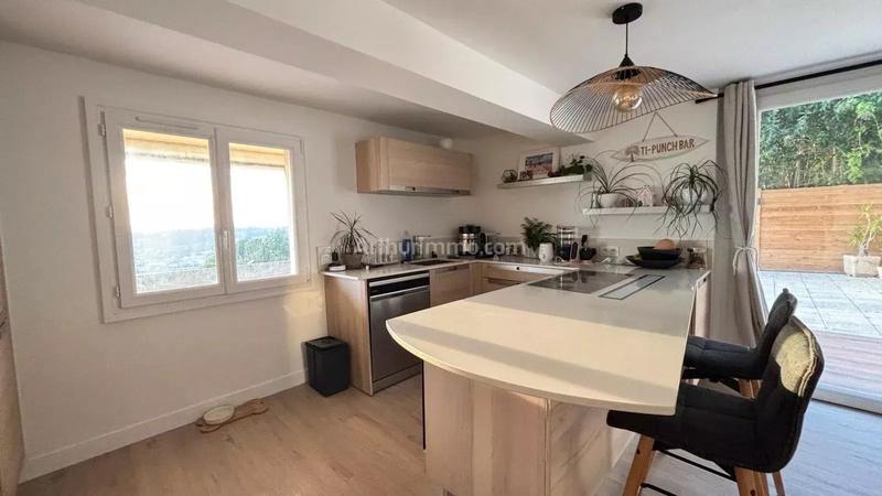 Appartement - 105 m² - 3 pièces