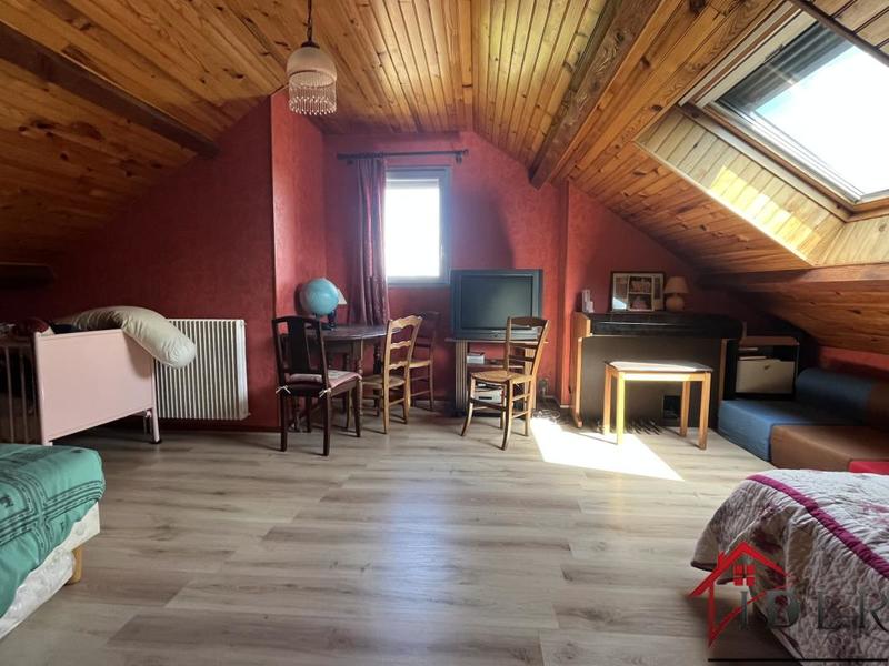 Maison - 170 m² - 7 pièces