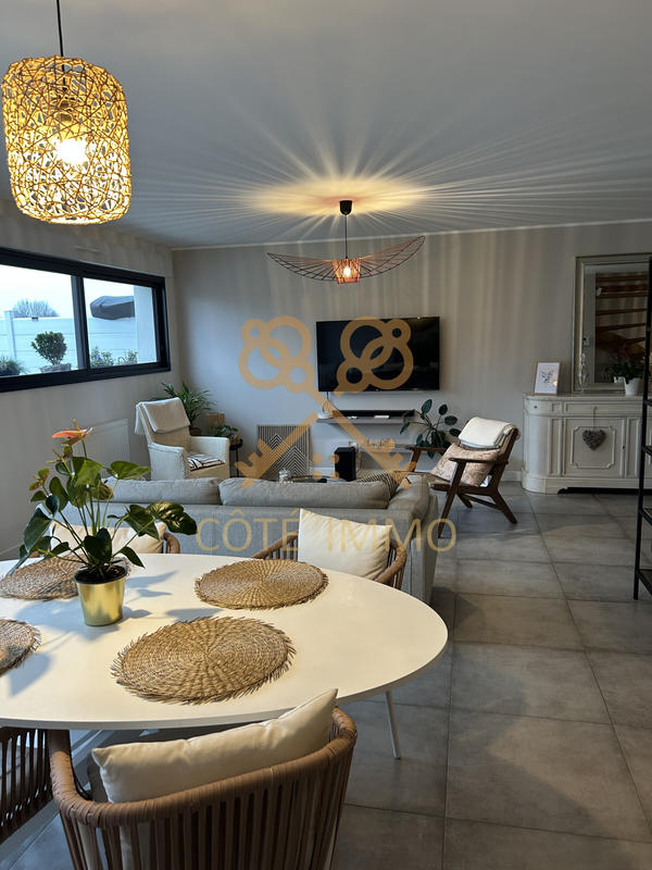 Maison - 118 m² - 4 pièces