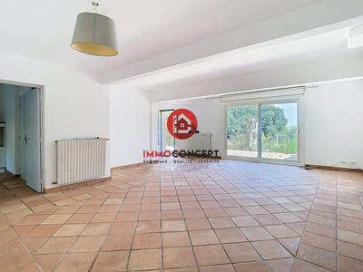 Maison - 193 m² - 6 pièces