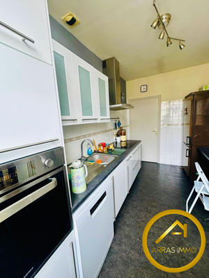 Appartement - 173 m² - 8 pièces