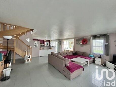 Maison - 395 m² - 12 pièces