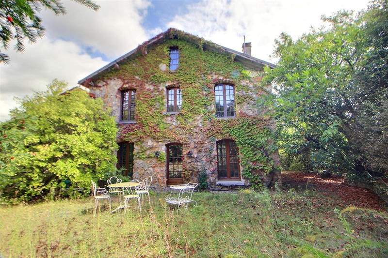 Maison - 160 m² - 7 pièces