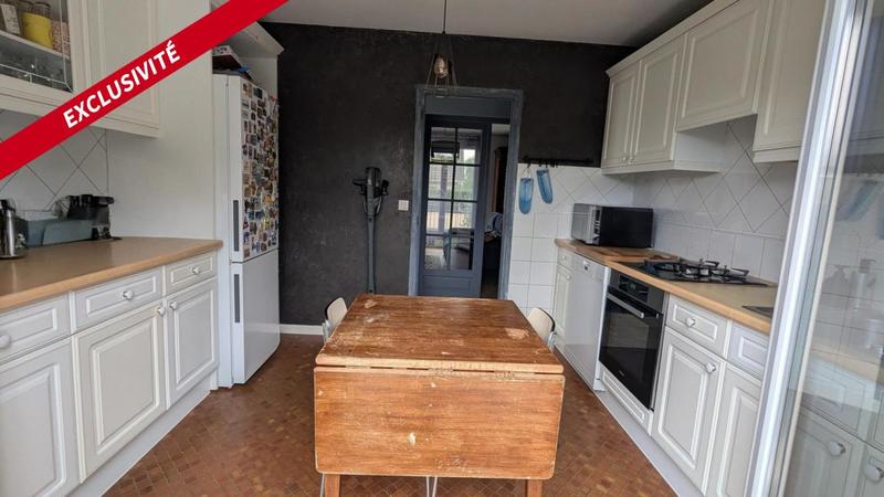 Maison - 174 m² - 8 pièces