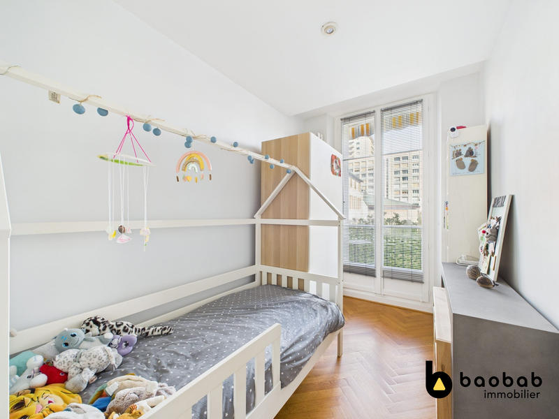 Appartement - 170 m² - 7 pièces