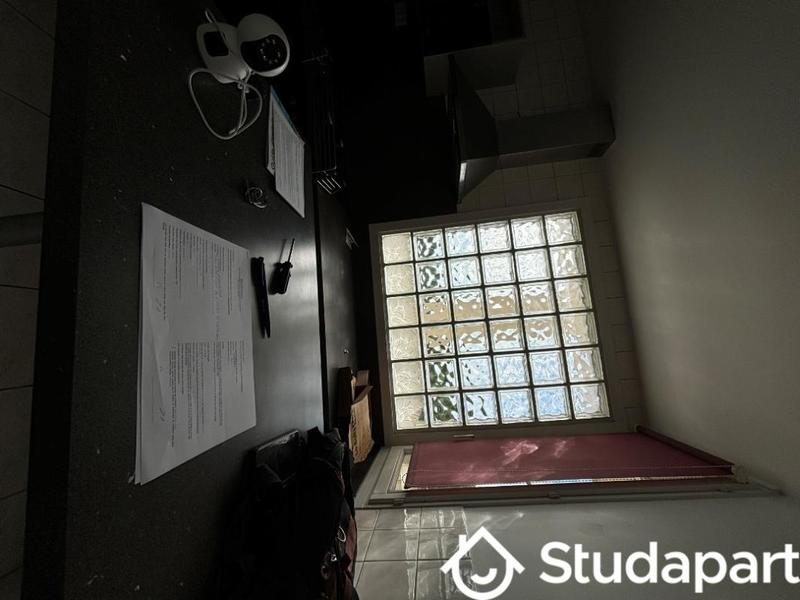 Chambre - 12 m² - 1 pièce