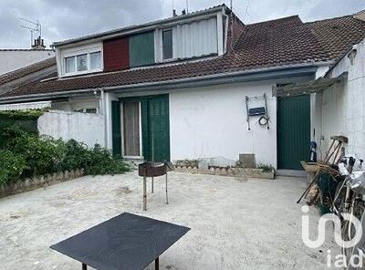 Maison de ville - 77 m² - 4 pièces