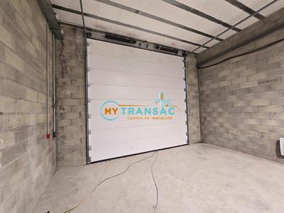 Local d'activités - 256 m²