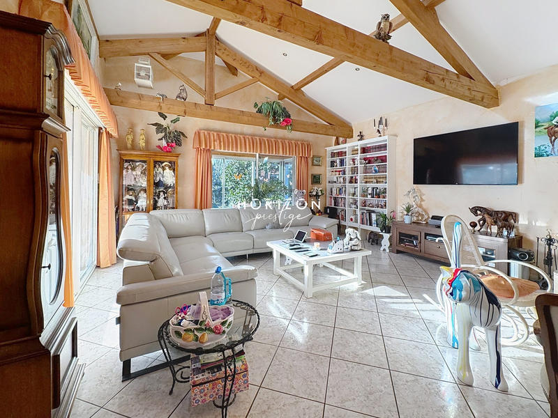 Maison contemporaine - 200 m² - 8 pièces