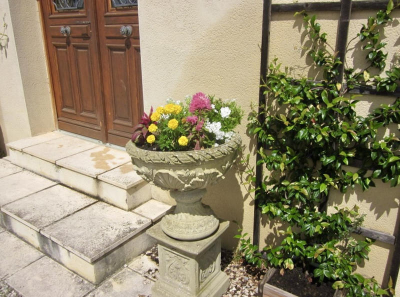 Maison - 377 m² - 11 pièces