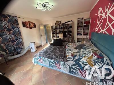 Maison - 275 m² - 7 pièces