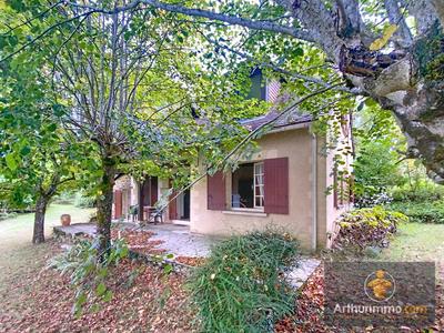 Maison - 96 m² - 5 pièces