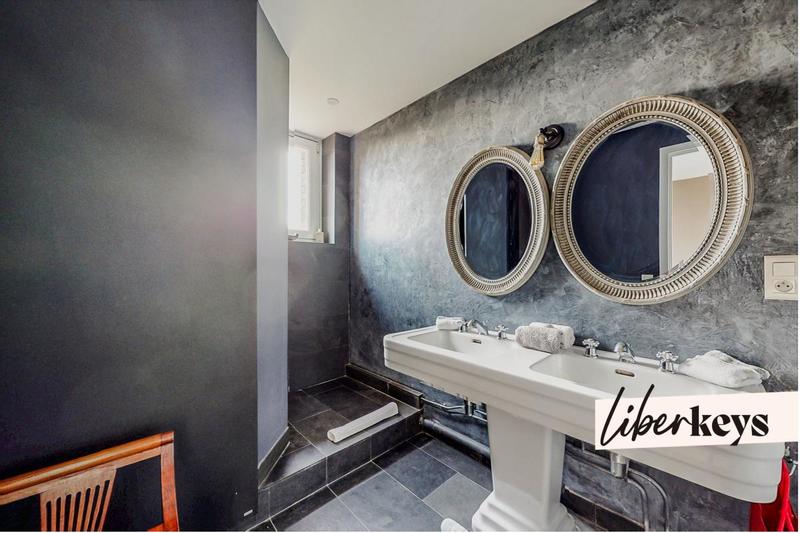 Appartement - 166 m² - 4 pièces