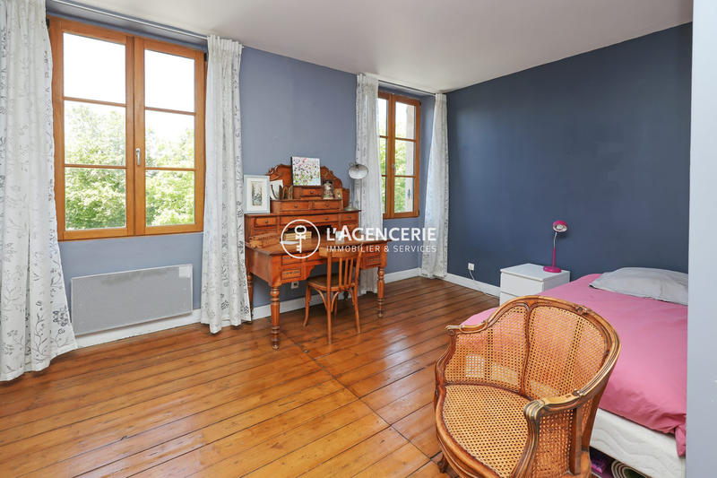 Maison - 286 m² - 6 pièces
