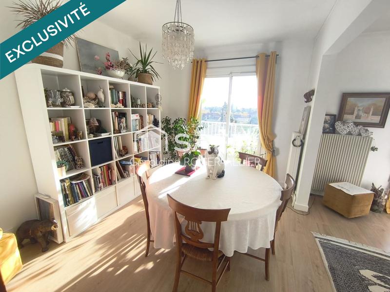 Appartement - 92 m² - 4 pièces